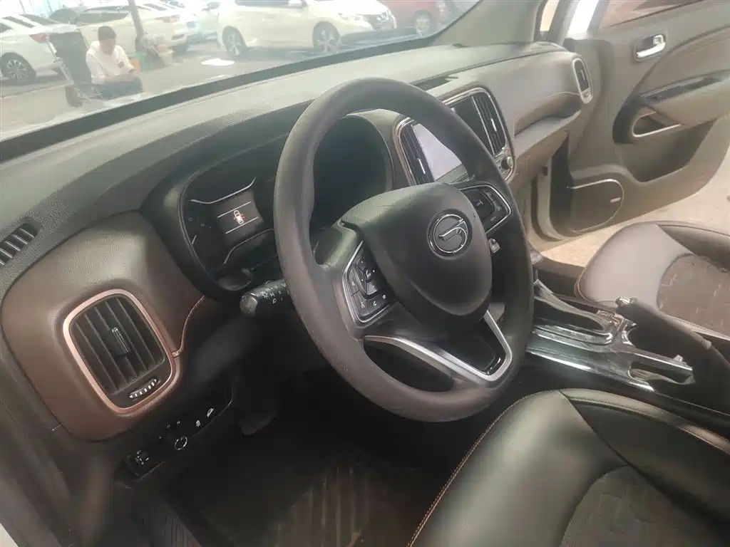 GAC Motor Trumpchi GS3 2018 — фото 13