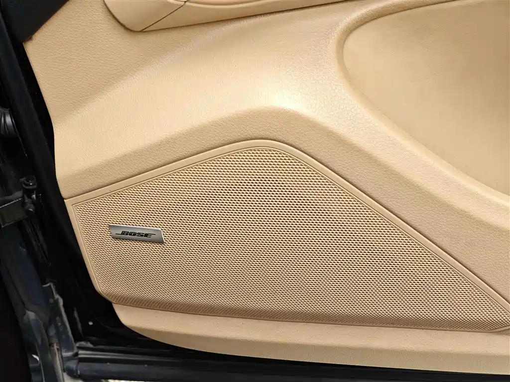 Porsche Cayenne 2018 — фото 12