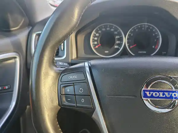 Volvo V60 2013
