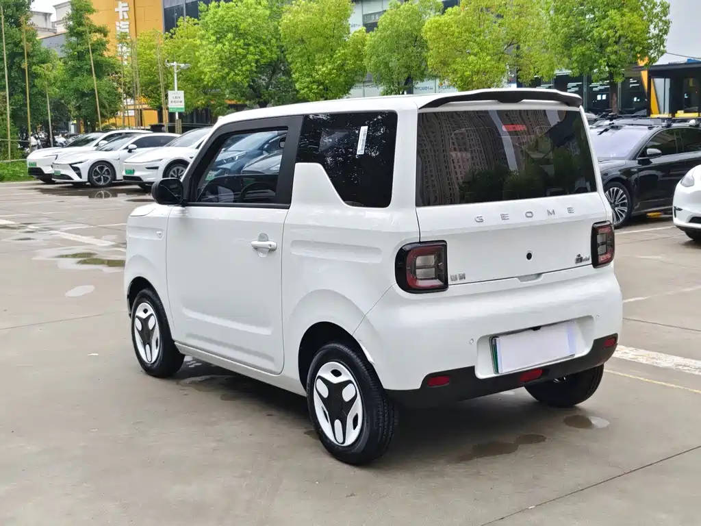 Geely Galaxy Panda 2026 — фото 4