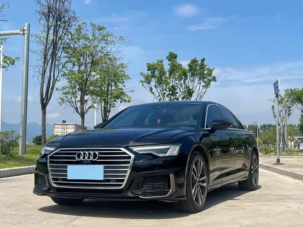 Audi A6L 2021 — фото 1