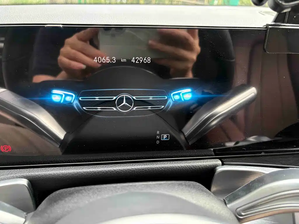 Mercedes-Benz GLB 2023 — фото 10