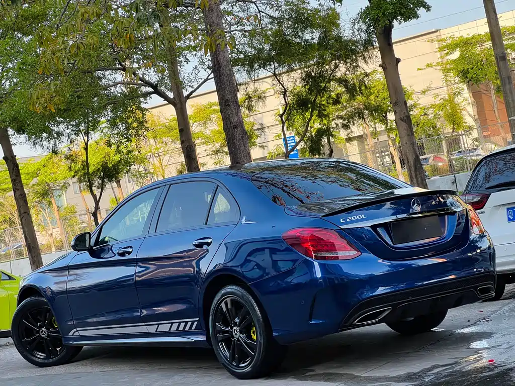 Mercedes-Benz C-Class 2018 — фото 10
