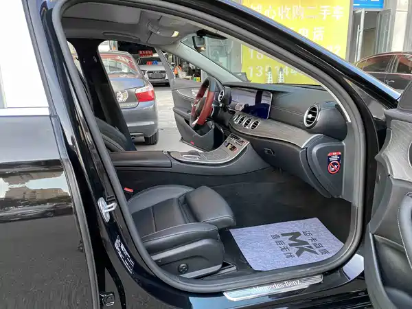 Mercedes-Benz E-Class 2021