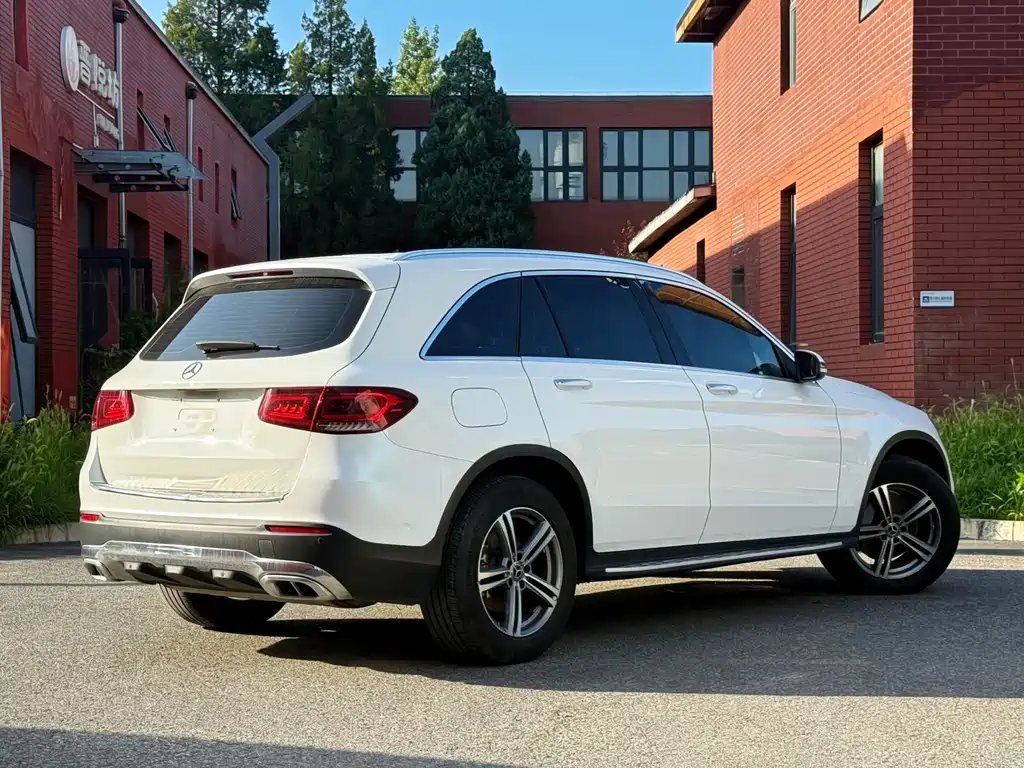 Mercedes-Benz GLC 2021 — фото 9