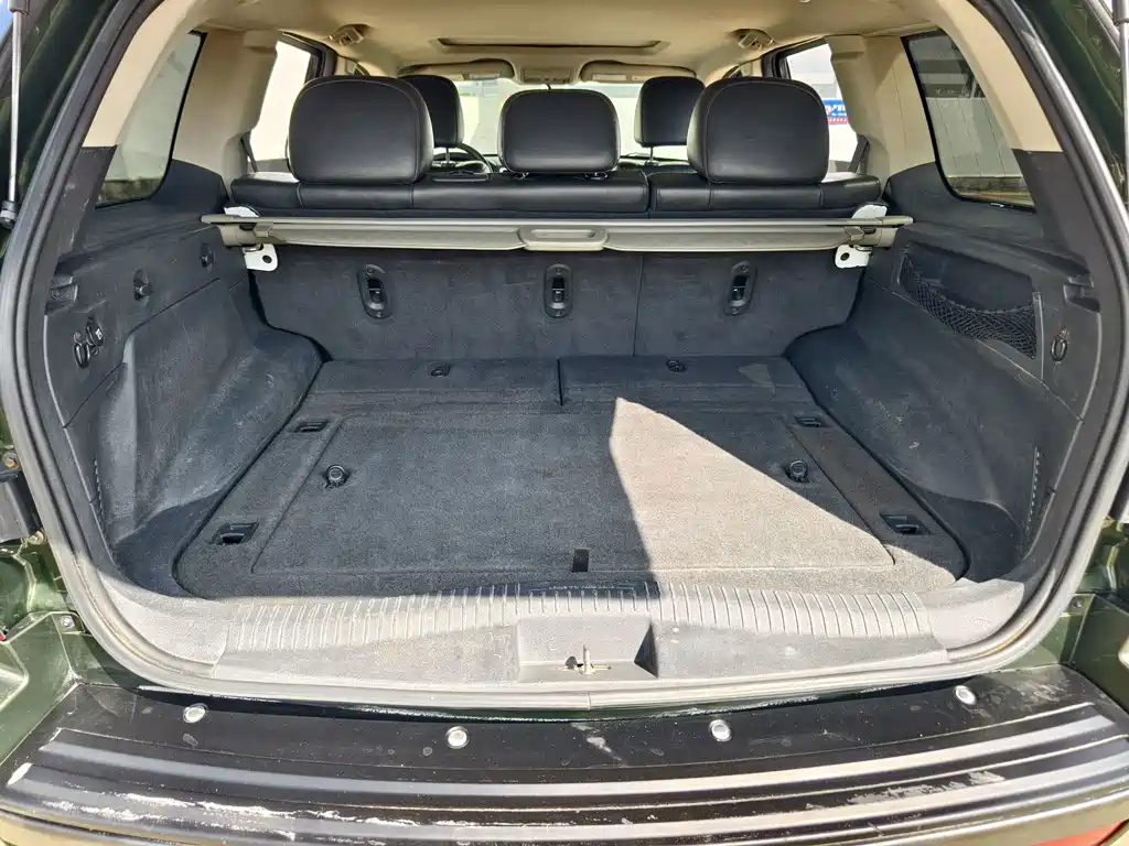 Jeep Grand Cherokee 2011 — фото 13