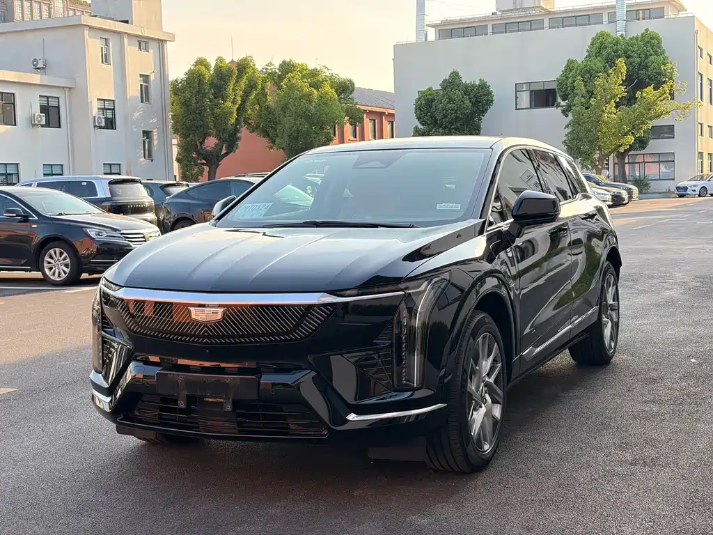 Cadillac IQ Aoge 2025 — фото 1