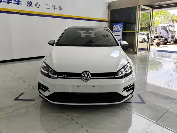 Volkswagen Golf 2020