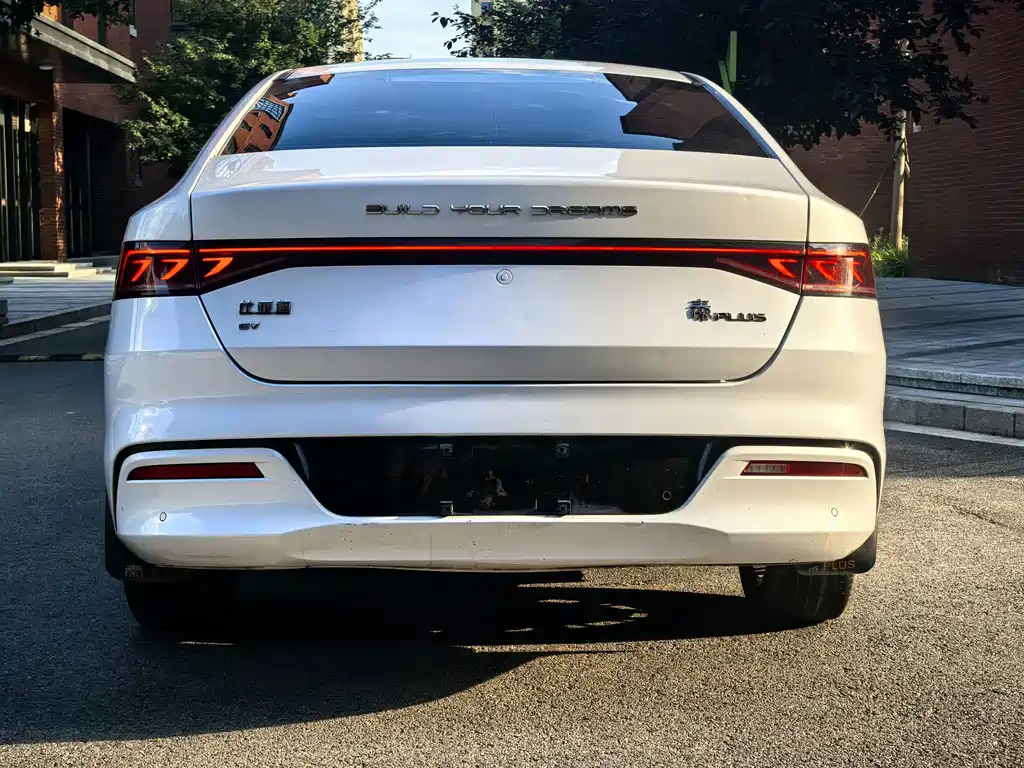 BYD Qin PLUS 2022 — фото 6