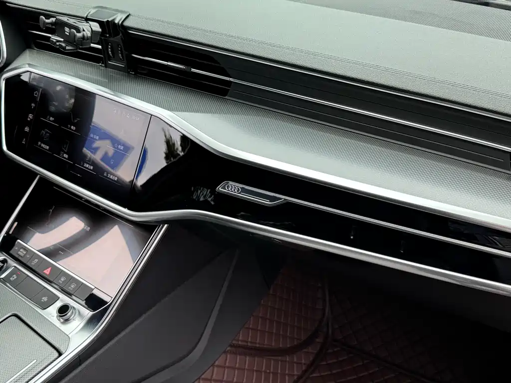 Audi A6L 2022 — фото 29