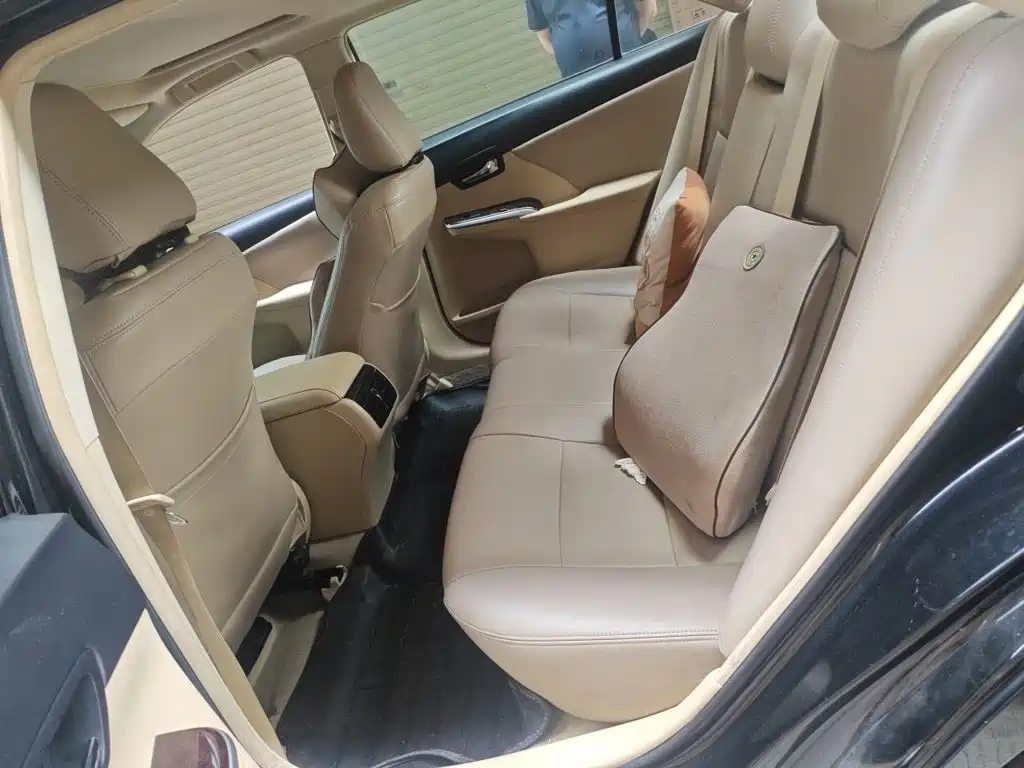 Toyota Camry 2016 — фото 18