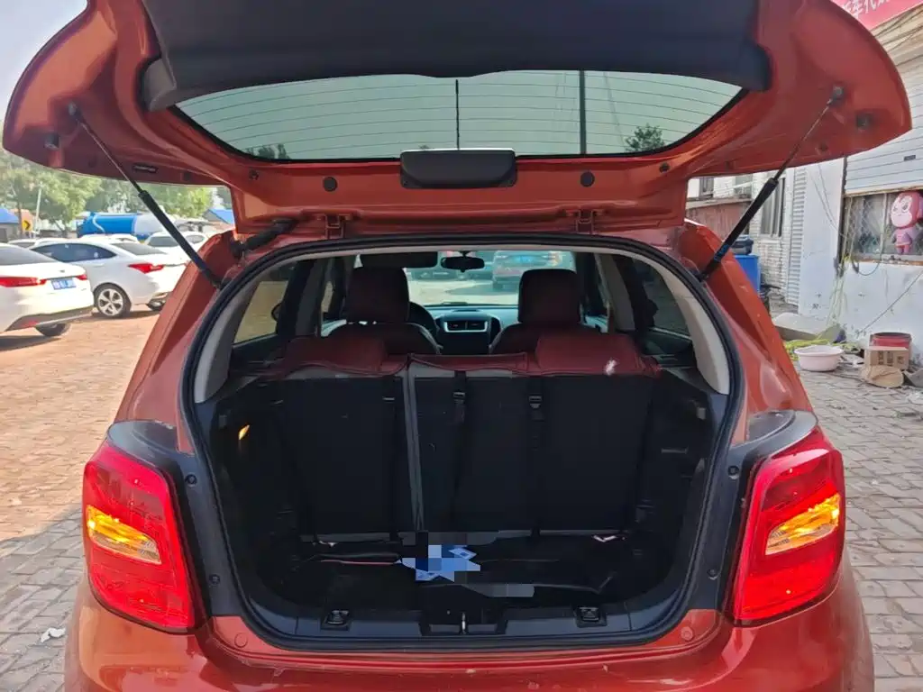 Chevrolet Aveo 2014 — фото 15