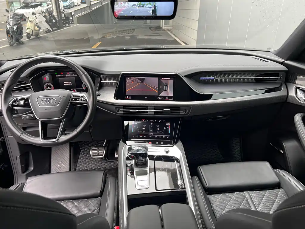 Audi Q6 2025 — фото 10