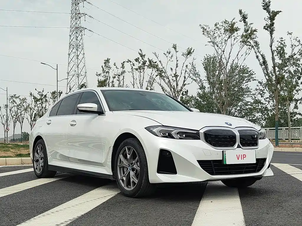 BMW i3 2023