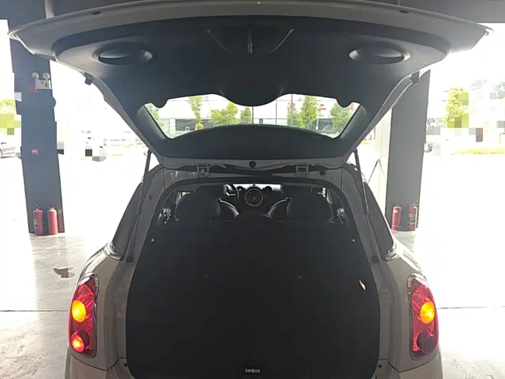 MINI Countryman 2016 — фото 19
