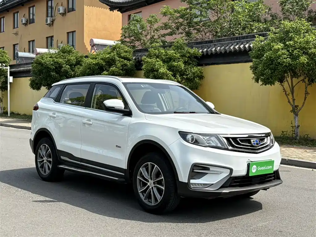 Geely Boyue 2019 — фото 13
