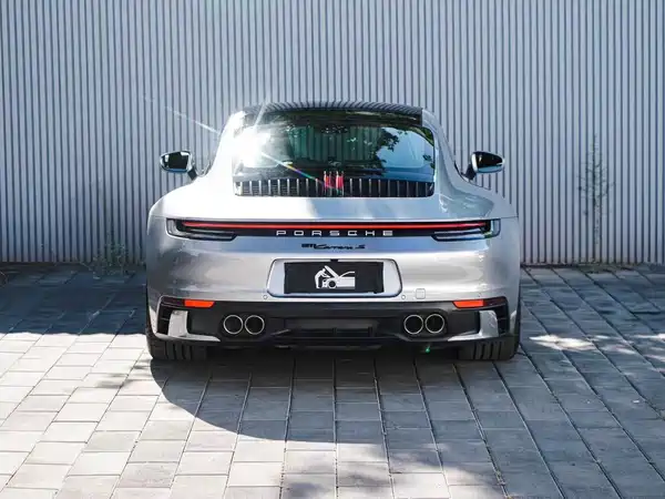 Porsche 911 2020