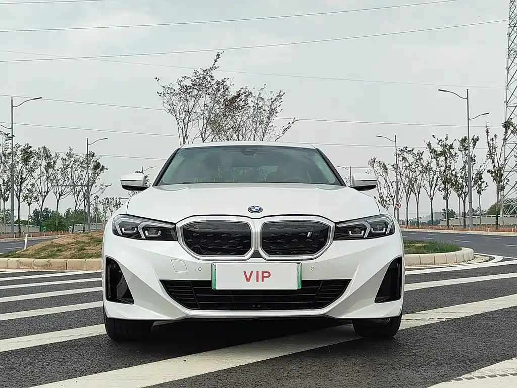 BMW i3 2023