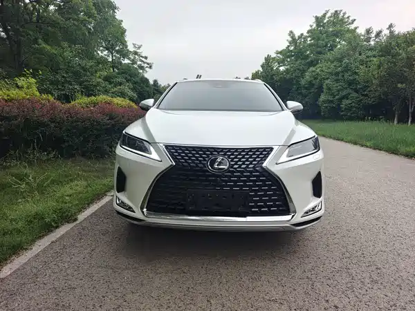 Lexus RX 2020