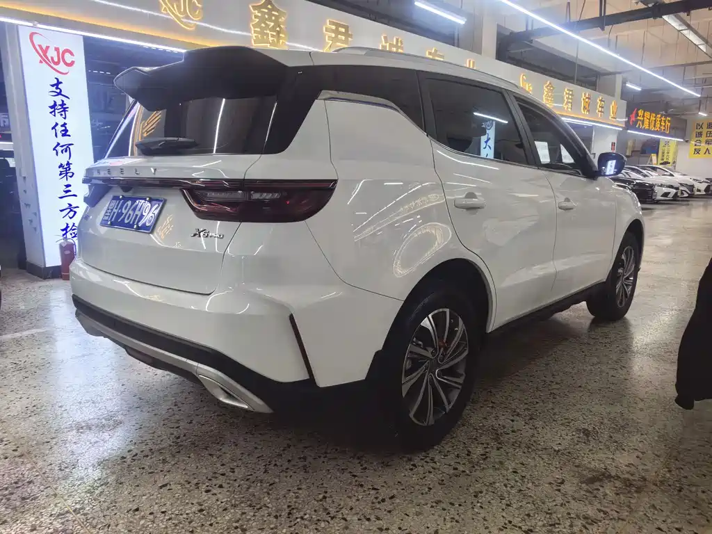 Geely Vision X6 2023 — фото 21