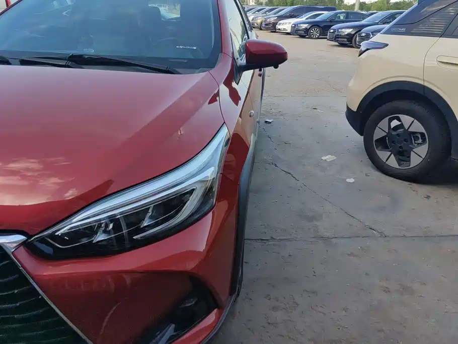 Toyota Yaris L 2022
