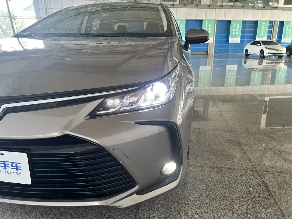 Toyota Corolla 2020 — фото 27
