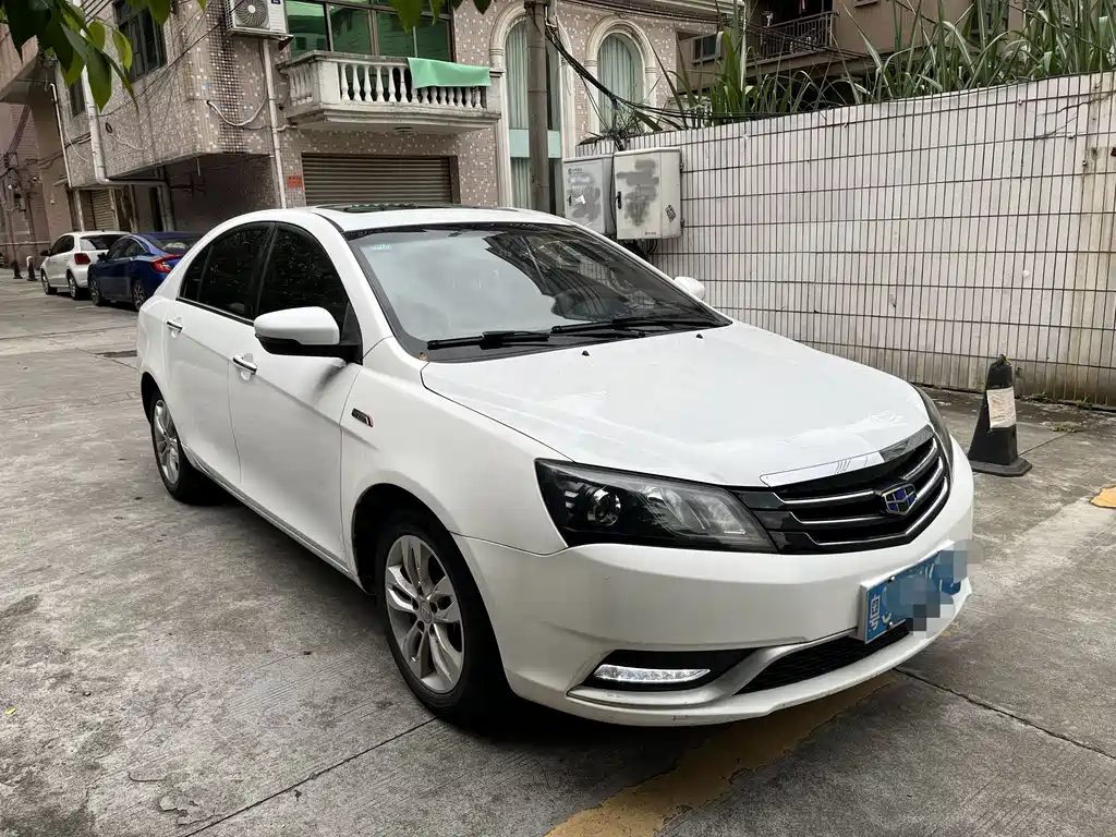 Geely Emgrand 2016 — фото 2