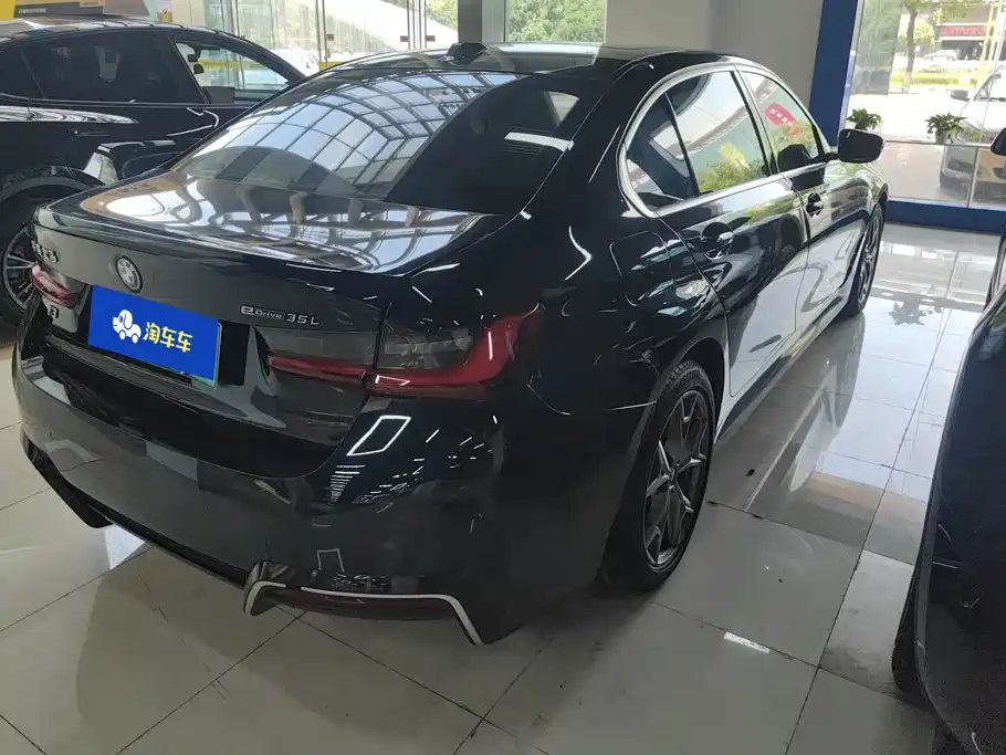 BMW i3 2023