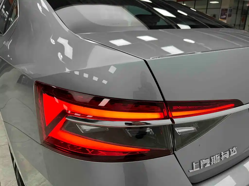Skoda Superb 2024 — фото 19