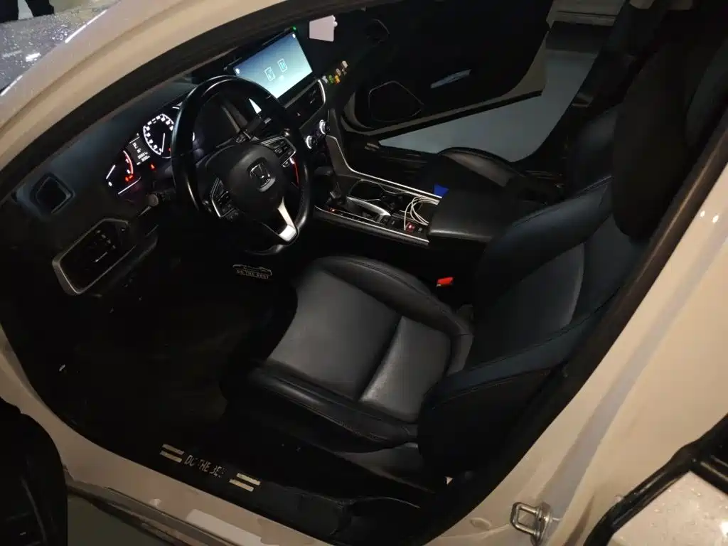 Honda Accord 2021 — фото 11