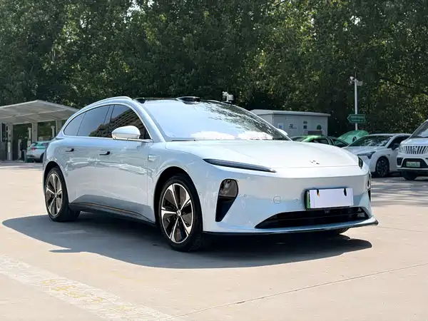 NIO ET5T 2024