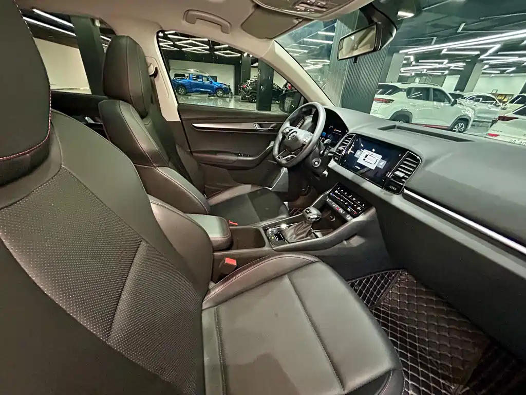 Skoda Karoq 2024 — фото 33