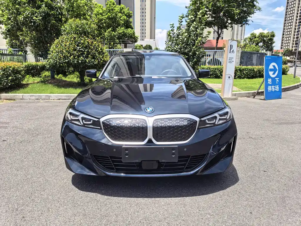 BMW i3 2025 — фото 2