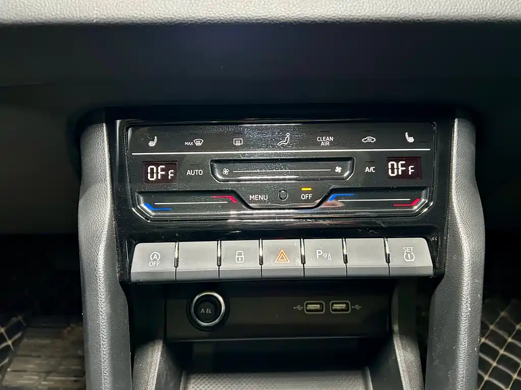 Skoda Karoq 2024 — фото 18
