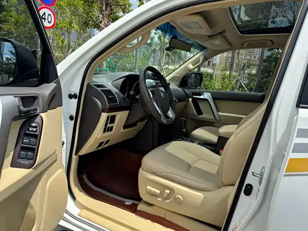 Toyota Prado 2015