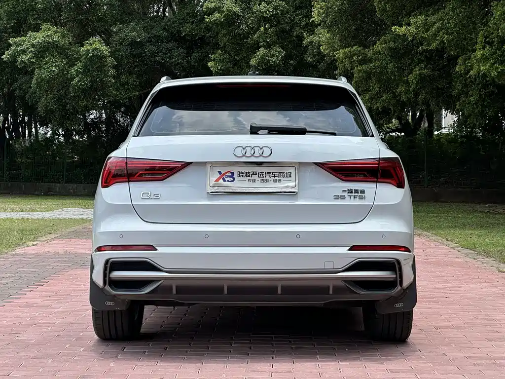 Audi Q3 2020 — фото 6