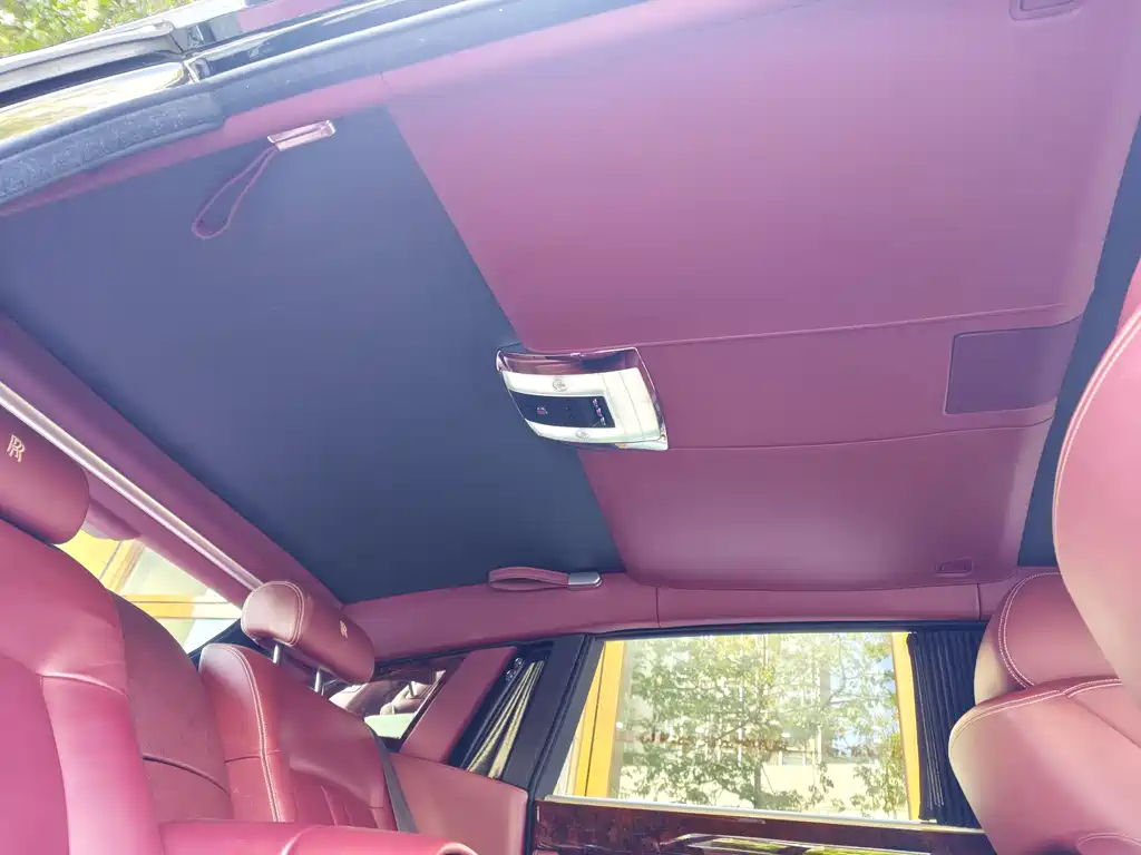 Rolls-Royce Phantom 2013 — фото 11