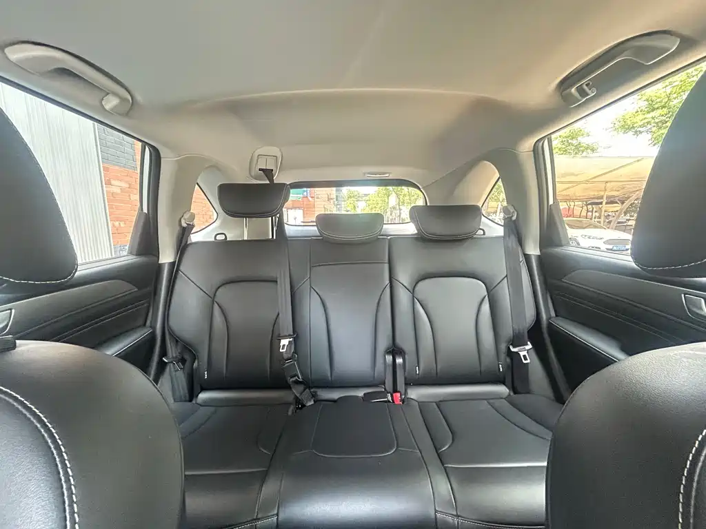 Haval M6 2023 — фото 19