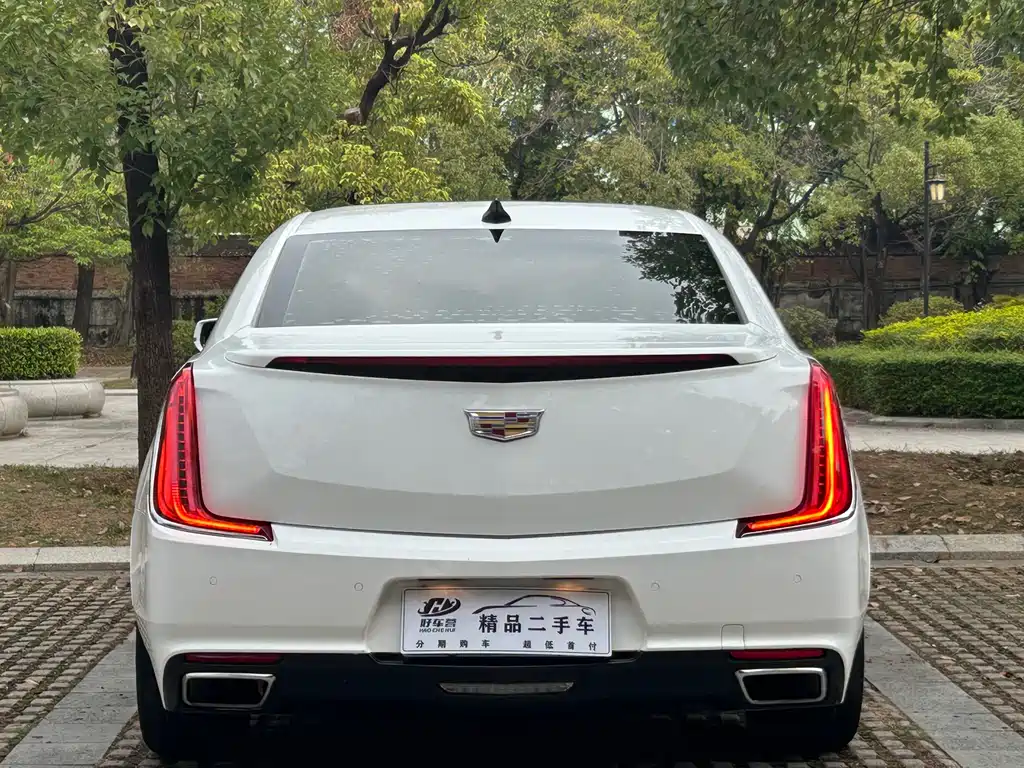 Cadillac XTS 2018 — фото 19