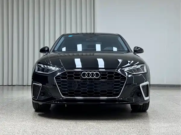 Audi A4L 2020