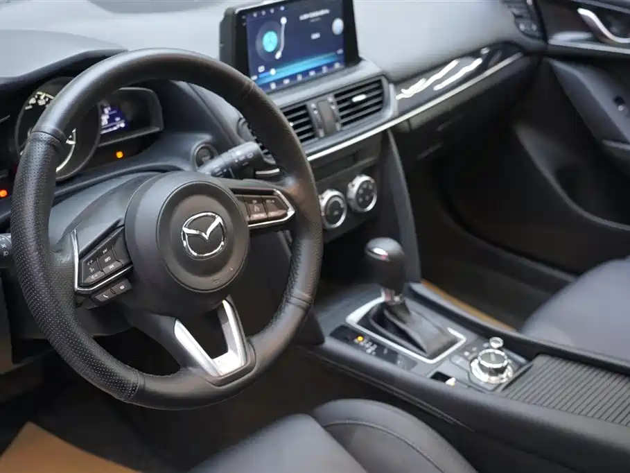 Mazda CX-4 2020 — фото 11