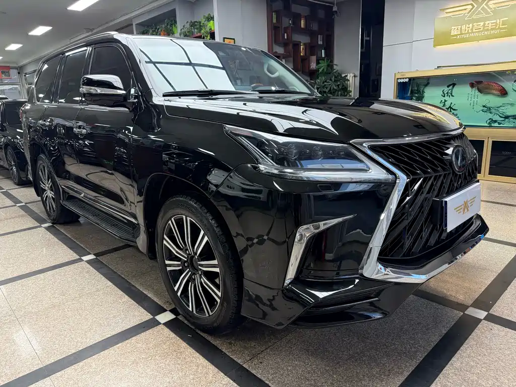 Lexus LX 2019 — фото 3