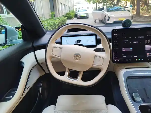 NIO ET5 2025