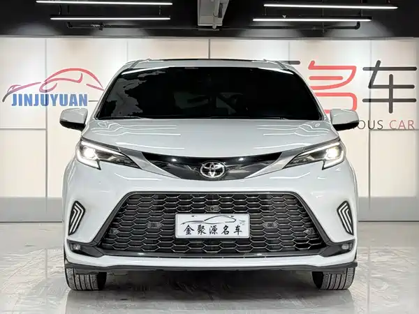 Toyota Granvia 2025