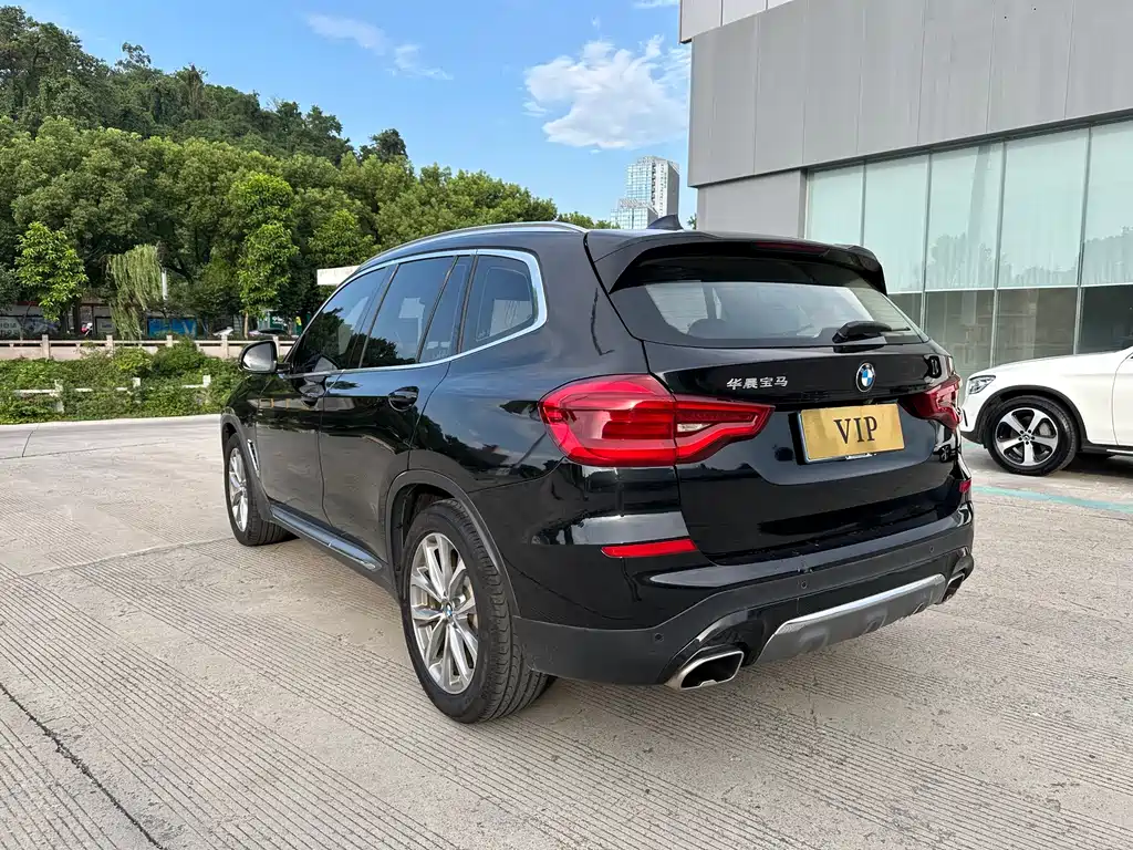 BMW X3 2021
