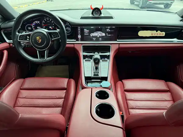 Porsche Panamera 2020