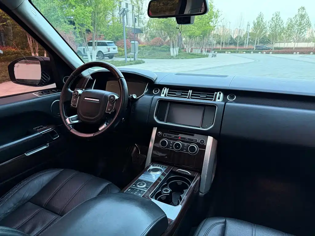 Land Rover Range Rover 2014 — фото 18