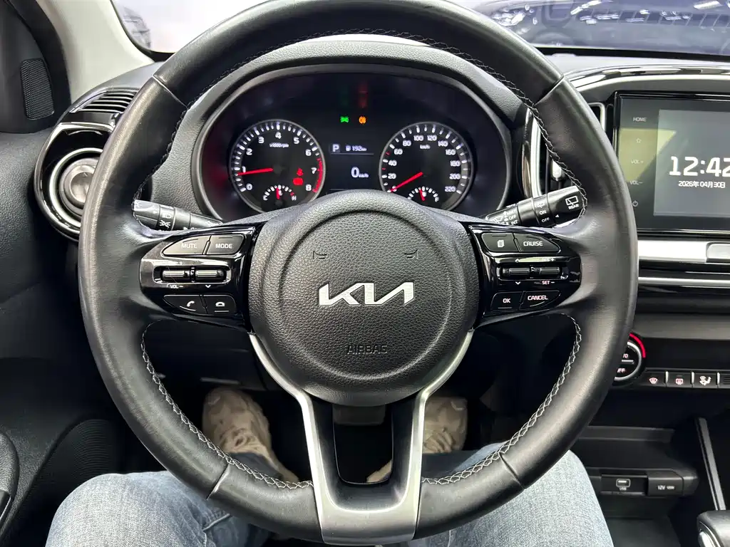 Kia KX1 2022 — фото 12