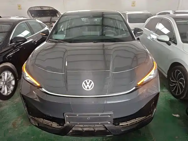 Volkswagen Distinctive 06 2024