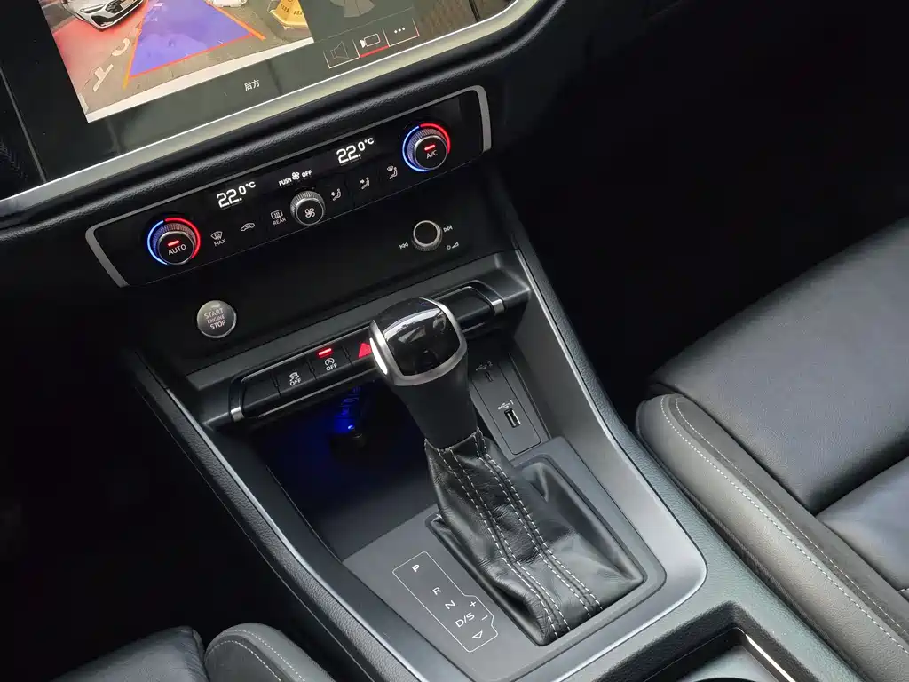 Audi Q3 Sportback 2020 — фото 17